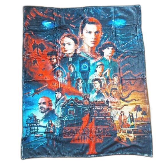 Horror Stranger Things Blanket Throw Fleece Soft 40 x 50" NEW Small Travel Size - Picture 1 of 6